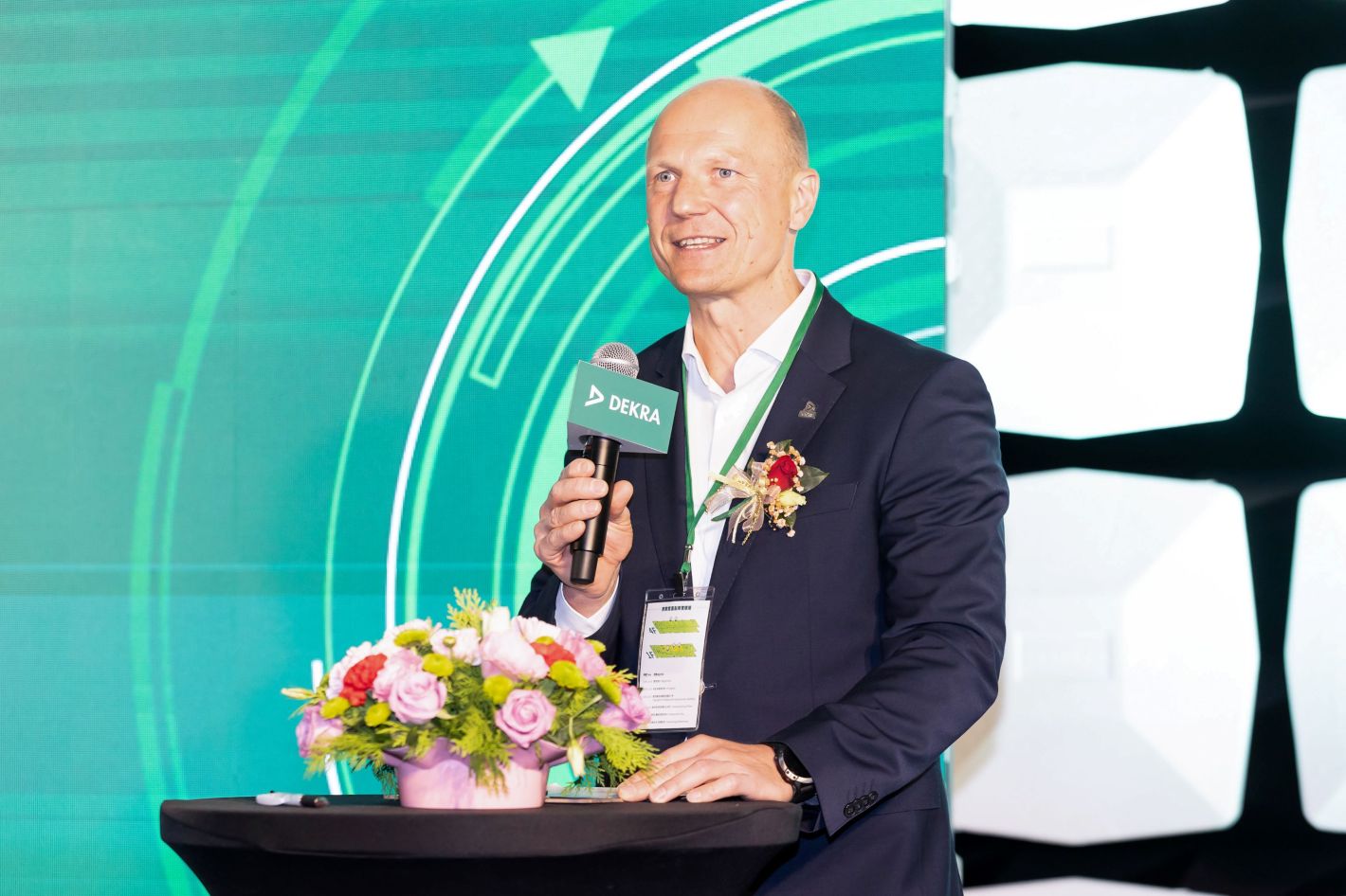 新聞圖片二 DEKRA集團執行長Stan Zurkiewicz